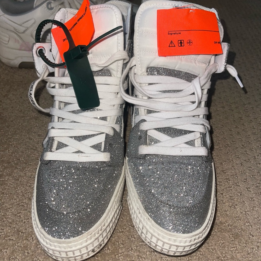 OFF-WHITE 3.0 Court Glitter High Top Sneaker SIZE 38 WOMANS COMES WITH BOX - Picture 1 of 6